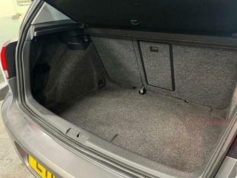 Volkswagen Golf 1.6 TDI Match Hatchback 5dr Diesel DSG Euro 5 (105 ps)