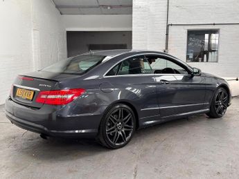 Mercedes-Benz E Class 3.0 E350 CDI V6 BlueEfficiency Sport G-Tronic Euro 5 2dr
