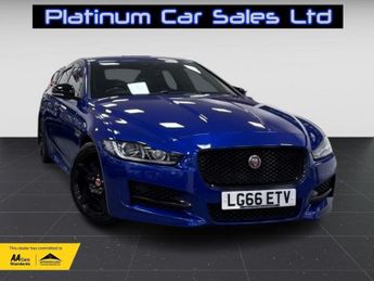 Jaguar XE R-sport Black Pack