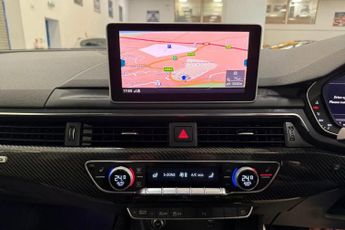 Audi A4 Rs4 Tfsi Quattro Carbon Edition Avant