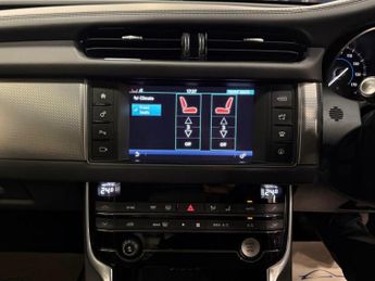 Jaguar Xf D Portfolio Awd Black Pack