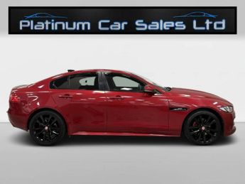 Jaguar Xe R-sport Awd Black Pack