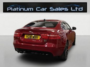 Jaguar Xe R-sport Awd Black Pack