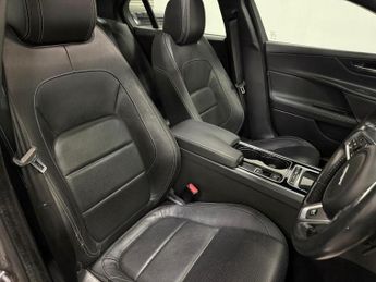 Jaguar Xe R-sport Auto Black Pack