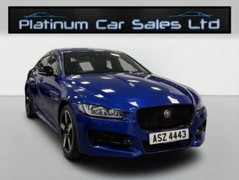 Jaguar XE R-sport Black Pack