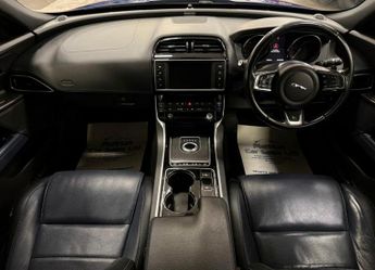 Jaguar Xe R-sport Auto Black Pack