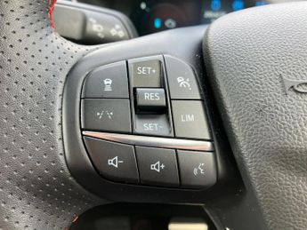 Ford Kuga 2.5 PHEV ST-Line 5dr CVT