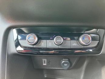 Vauxhall Corsa 100kW Yes 50kWh 5dr Auto