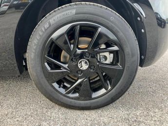 Vauxhall Corsa 100kW Yes 50kWh 5dr Auto