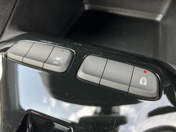 Vauxhall Corsa 100kW Yes 50kWh 5dr Auto