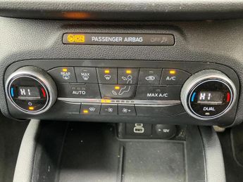 Ford Kuga 1.5 EcoBoost 150 Titanium Edition 5dr
