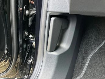 Ford Capri Extended Range 77kWh Premium SUV 5dr Electric Auto (286 ps)