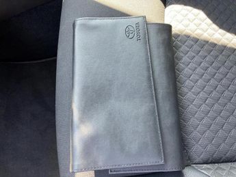 Toyota C-HR 1.8 VVT-h GPF Design SUV 5dr Petrol Hybrid CVT Euro 6 (s/s) (122