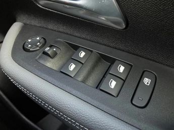 Vauxhall Mokka 100kW Design 50kWh 5dr Auto