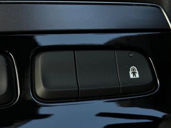 Vauxhall Mokka 100kW Design 50kWh 5dr Auto
