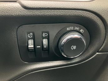 Vauxhall Grandland 1.6 Hybrid GS Line 5dr Auto