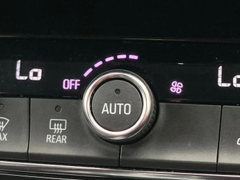 Vauxhall Grandland 1.6 Hybrid GS Line 5dr Auto