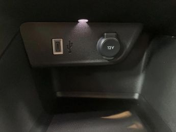 Vauxhall Corsa 100kW Yes 50kWh 5dr Auto