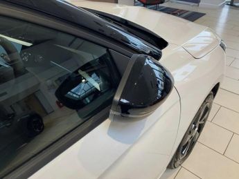 Vauxhall Corsa 100kW Yes 50kWh 5dr Auto