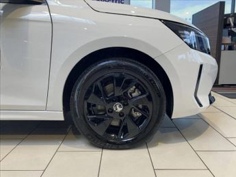 Vauxhall Corsa 100kW Yes 50kWh 5dr Auto