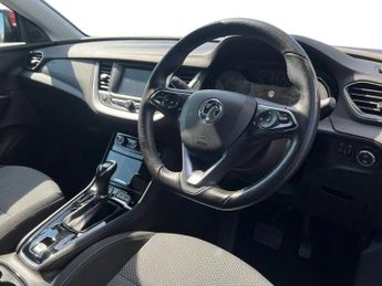 Vauxhall Grandland X 1.5 Turbo D SE Premium 5dr Auto