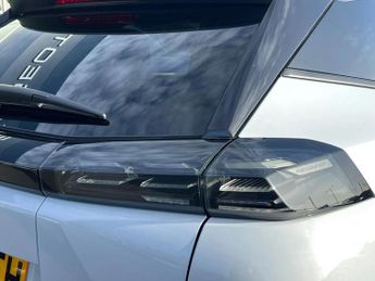 Peugeot 2008 100kW Allure 50kWh 5dr Auto