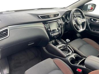 Nissan Qashqai 1.3 DiG-T N-Motion 5dr