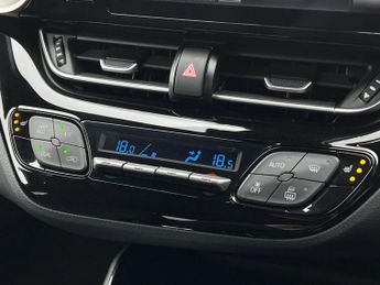 Toyota C-HR 1.8 Hybrid Dynamic 5dr CVT
