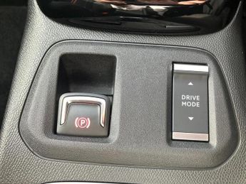 Vauxhall Corsa 100kW Yes 50kWh 5dr Auto