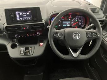 Vauxhall Combo Cargo 2300 100kW Dynamic 50kWh H1 Van Auto