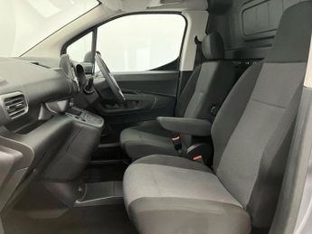 Vauxhall Combo Cargo 2300 100kW Dynamic 50kWh H1 Van Auto