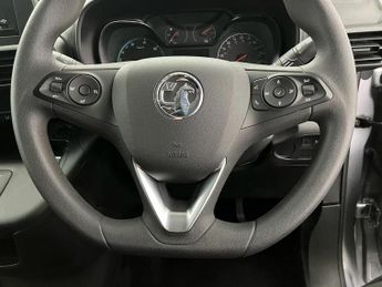 Vauxhall Combo Cargo 2300 100kW Dynamic 50kWh H1 Van Auto