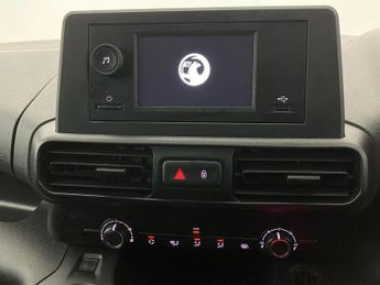 Vauxhall Combo Cargo 2300 100kW Dynamic 50kWh H1 Van Auto