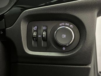 Vauxhall Corsa 100kW Design 50kWh 5dr Auto