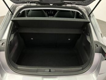 Vauxhall Mokka 100kW Design 50kWh 5dr Auto