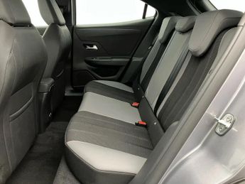 Vauxhall Mokka 100kW Design 50kWh 5dr Auto