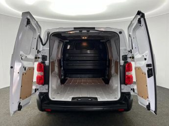 Vauxhall Vivaro 100kW 75kWh Prime H1 Van Auto