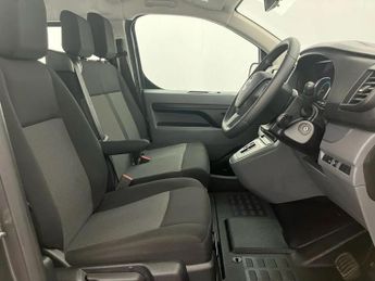 Vauxhall Vivaro Life 100kW Combi L 50kWh 5dr Auto
