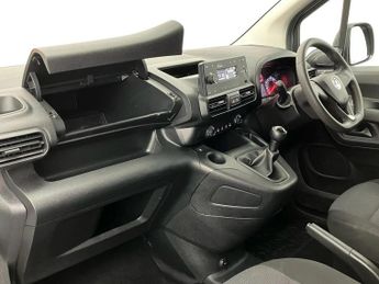 Vauxhall Combo Cargo 2300 1.5 Turbo D 100ps H1 Edition Van