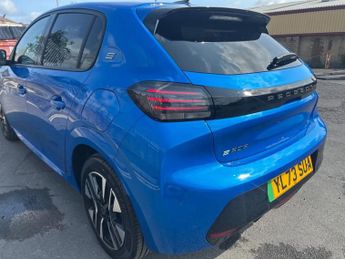 Peugeot E-208 