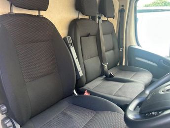 Vauxhall Movano 2.2 Turbo D 140ps H2 Van Dynamic
