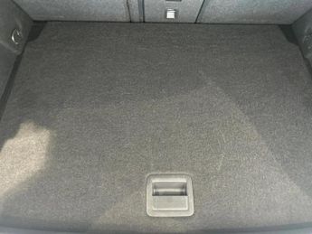 Volkswagen Golf 1.5 TSI Life 5dr