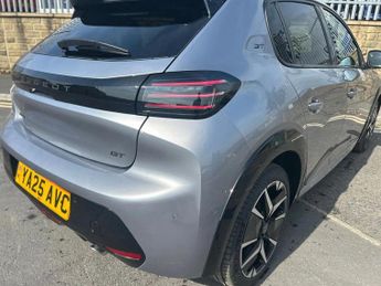 Peugeot 208 1.2 PureTech 100 GT 5dr