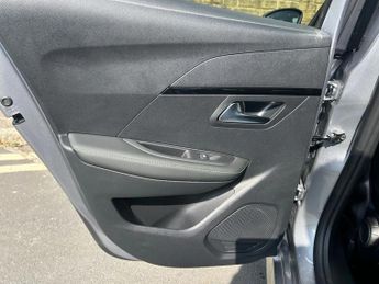 Peugeot 208 1.2 PureTech 100 GT 5dr