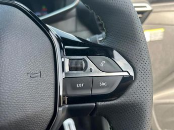 Peugeot 208 1.2 PureTech 100 GT 5dr