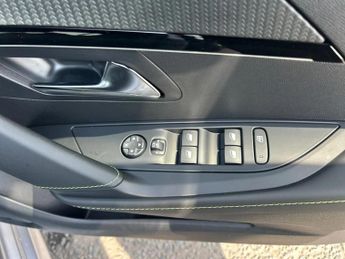 Peugeot 208 1.2 PureTech 100 GT 5dr
