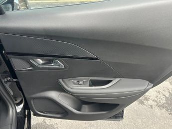 Peugeot 2008 115kW GT 54kWh 5dr Auto