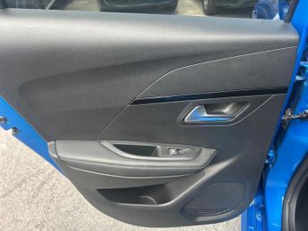 Peugeot 208 1.2 PureTech 100 GT 5dr