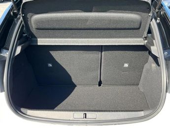 Vauxhall Corsa 100kW Yes 50kWh 5dr Auto