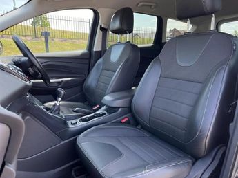 Ford Kuga 2.0 TDCi 180 Titanium 5dr